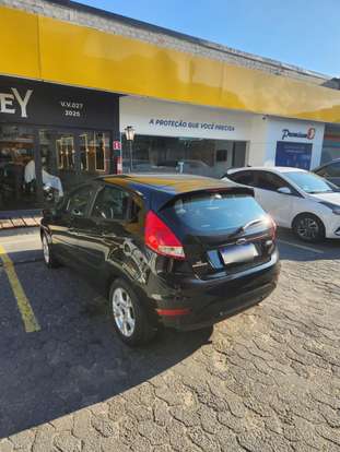 FORD-FIESTA-2014