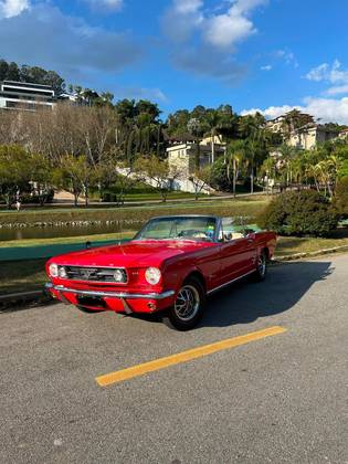 FORD MUSTANG 4.7 CONVERSÍVEL V8 16V GASOLINA 2P MANUAL