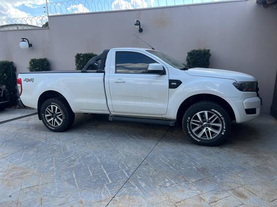 FORD RANGER 2.2 XL 4X4 CS 16V DIESEL 2P MANUAL