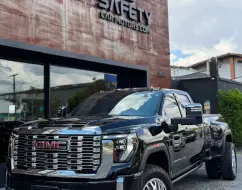 GMC SIERRA 6.6 V8 DURAMAX DIESEL 3500 DENALI ULTIMATE CD 4WD AUTOMÁTICO GMC SIERRA 6.6 V8 DURAMAX DIESEL 3500 DENALI ULTIMATE CD 4WD AUTOMÁTICO