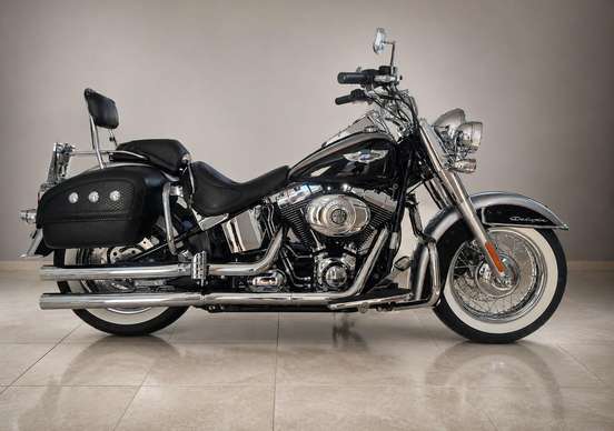 HARLEY-DAVIDSON-SOFTAIL DELUXE-2015