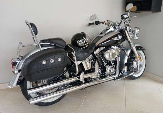 HARLEY-DAVIDSON-SOFTAIL DELUXE-2015