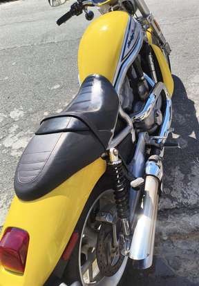 HARLEY-DAVIDSON-STREET ROD-2005