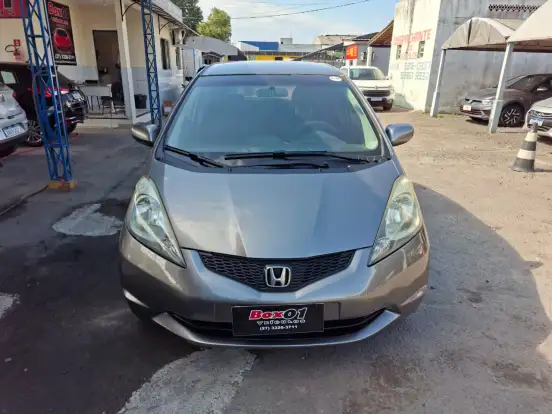 HONDA-FIT-2010