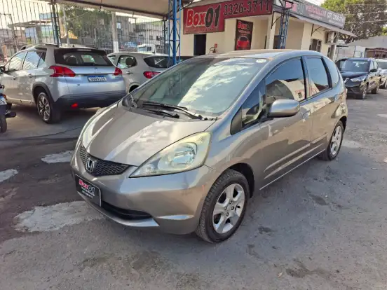 HONDA-FIT-2010