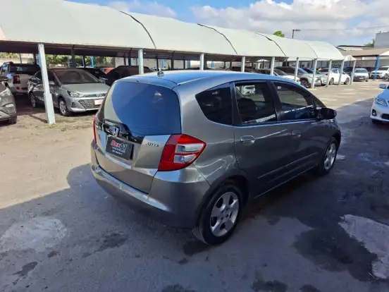 HONDA-FIT-2010