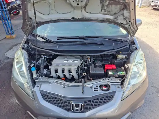 HONDA-FIT-2010