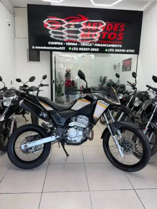 HONDA XRE 300 ADVENTURE HONDA XRE 300 ADVENTURE