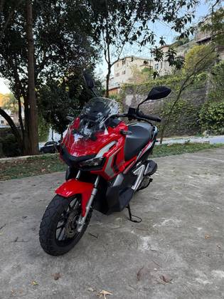 HONDA ADV 