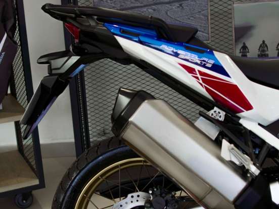 HONDA-CRF 1100L AFRICA TWIN ADVENTURE SPORTS ES DCT HONDA-CRF 1100L AFRICA TWIN ADVENTURE SPORTS ES DCT-2023