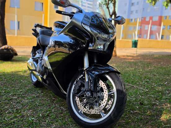 HONDA-VFR 1200F HONDA-VFR 1200F-2013