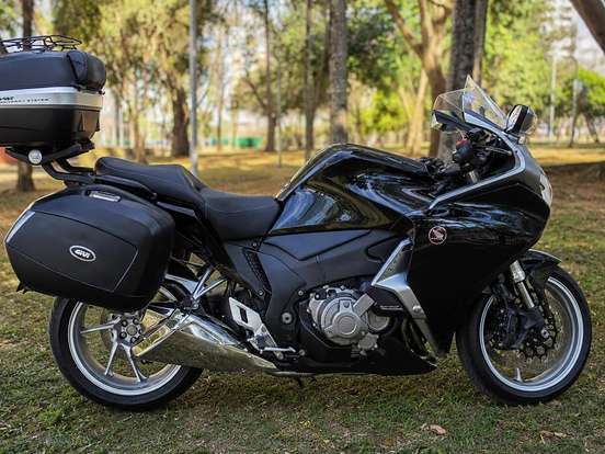 HONDA-VFR 1200F HONDA-VFR 1200F-2013