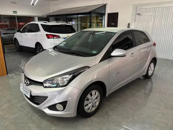 HYUNDAI HB20 1.6 COMFORT PLUS 16V FLEX 4P MANUAL HYUNDAI HB20 1.6 COMFORT PLUS 16V FLEX 4P MANUAL