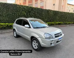 HYUNDAI TUCSON 2.0 MPFI GLS 16V 143CV 2WD FLEX 4P AUTOMÁTICO HYUNDAI TUCSON 2.0 MPFI GLS 16V 143CV 2WD FLEX 4P AUTOMÁTICO