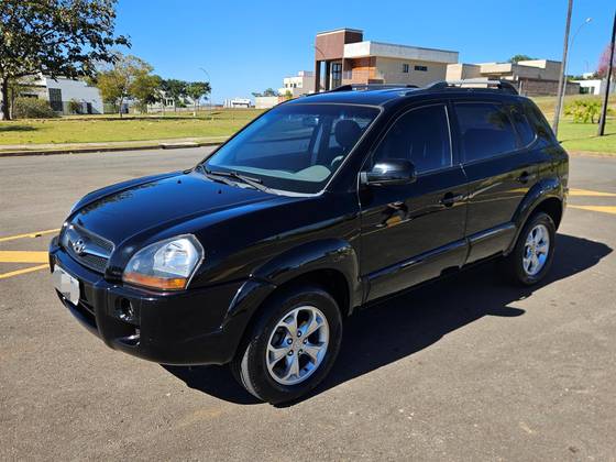 HYUNDAI TUCSON 2.0 MPFI GLS 16V 143CV 2WD GASOLINA 4P AUTOMÁTICO