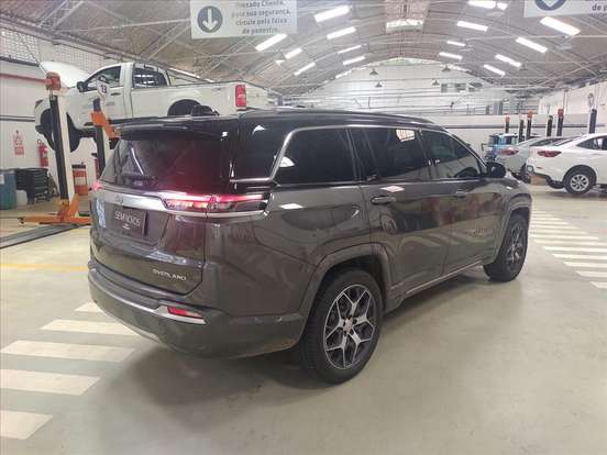 JEEP-COMMANDER-2024