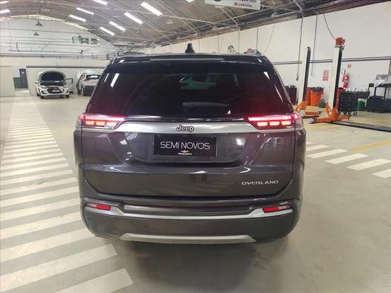 JEEP-COMMANDER-2024
