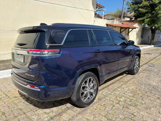 JEEP-COMMANDER-2023