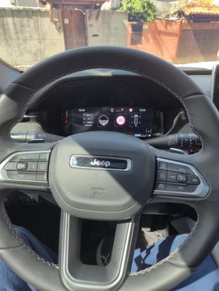 JEEP-COMMANDER-2022