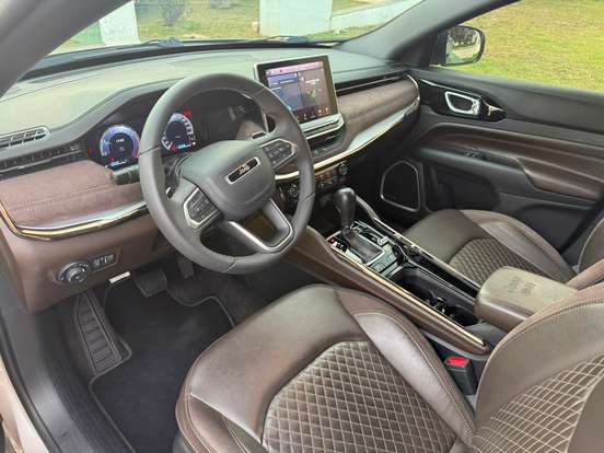 JEEP-COMMANDER-2022