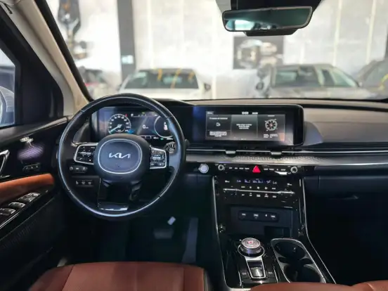 KIA-CARNIVAL-2022