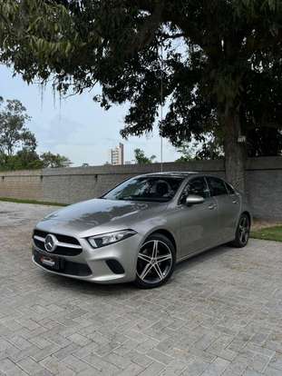 MERCEDES-BENZ-A 200-2019