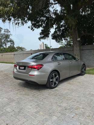 MERCEDES-BENZ-A 200-2019