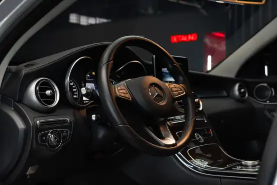 MERCEDES-BENZ-C 180-2015