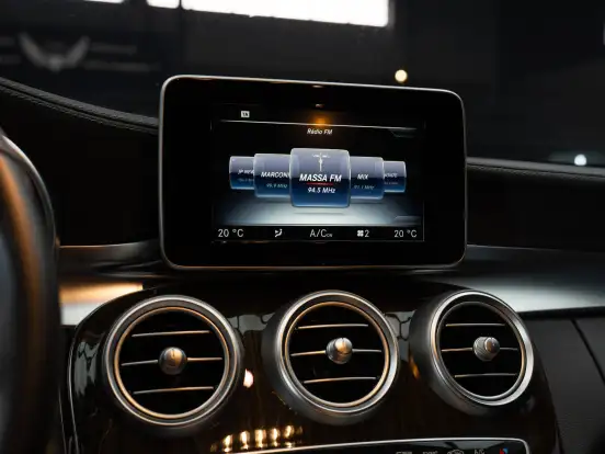 MERCEDES-BENZ-C 180-1.6 CGI AVANTGARDE 16V TURBO GASOLINA 4P AUTOMÁTICO MERCEDES-BENZ-C 180-2015