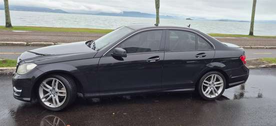 MERCEDES-BENZ-C 180-2012