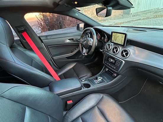 MERCEDES-BENZ-CLA 45 AMG-2.0 16V TURBOCHARGED GASOLINA 4P AUTOMÁTICO MERCEDES-BENZ-CLA 45 AMG-2015