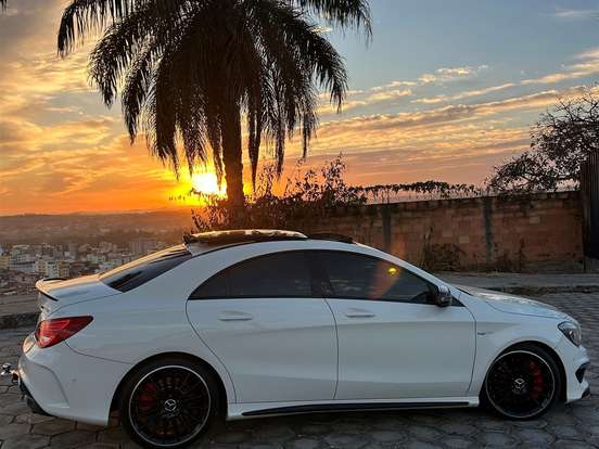 MERCEDES-BENZ-CLA 45 AMG-2.0 16V TURBOCHARGED GASOLINA 4P AUTOMÁTICO MERCEDES-BENZ-CLA 45 AMG-2015