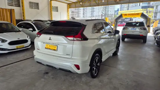 MITSUBISHI-ECLIPSE CROSS-1.5 MIVEC TURBO GASOLINA HPE CVT MITSUBISHI-ECLIPSE CROSS-2024