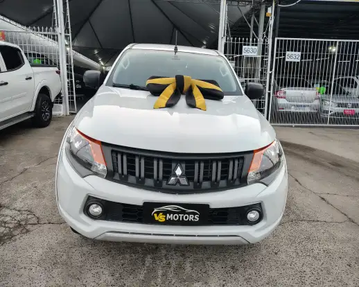 MITSUBISHI-L200 TRITON-2.4 16V TURBO DIESEL GL CD 4X4 MANUAL MITSUBISHI-L200 TRITON-2023