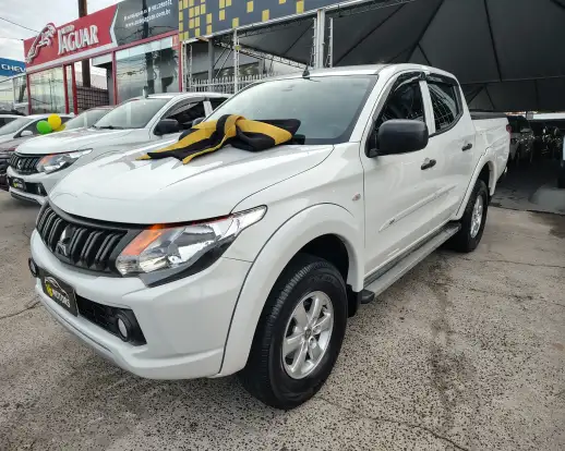 MITSUBISHI-L200 TRITON-2023