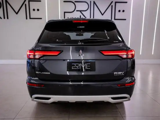 MITSUBISHI-OUTLANDER-2.4 PHEV SIGNATURE S-AWC DHT MITSUBISHI-OUTLANDER-2025