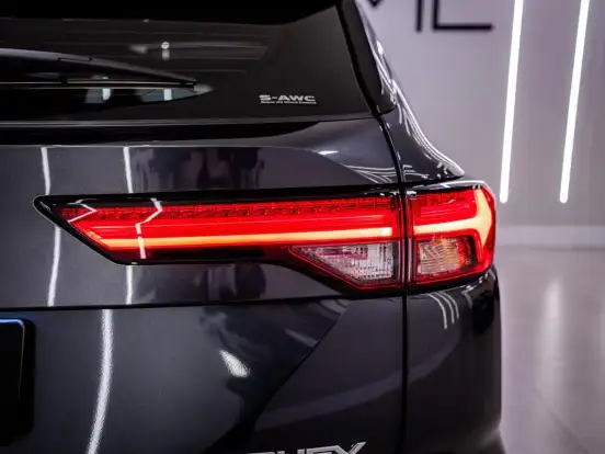 MITSUBISHI-OUTLANDER-2.4 PHEV SIGNATURE S-AWC DHT MITSUBISHI-OUTLANDER-2025