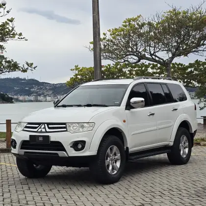 MITSUBISHI PAJERO DAKAR 3.2 4X4 16V TURBO INTERCOOLER DIESEL 4P AUTOMÁTICO MITSUBISHI PAJERO DAKAR 3.2 4X4 16V TURBO INTERCOOLER DIESEL 4P AUTOMÁTICO
