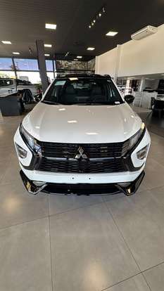 MITSUBISHI-ECLIPSE CROSS-1.5 MIVEC TURBO GASOLINA HPE-S BLACK S-AWC CVT MITSUBISHI-ECLIPSE CROSS-2025