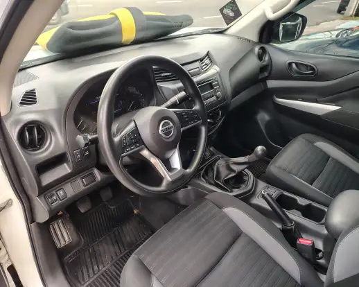 NISSAN-FRONTIER-2022