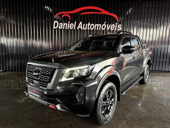 NISSAN FRONTIER 2.3 16V TURBO DIESEL PRO4X CD 4X4 AUTOMÁTICO
