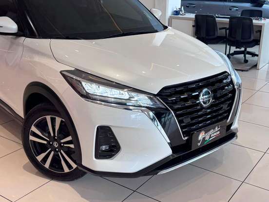 NISSAN-KICKS-2022