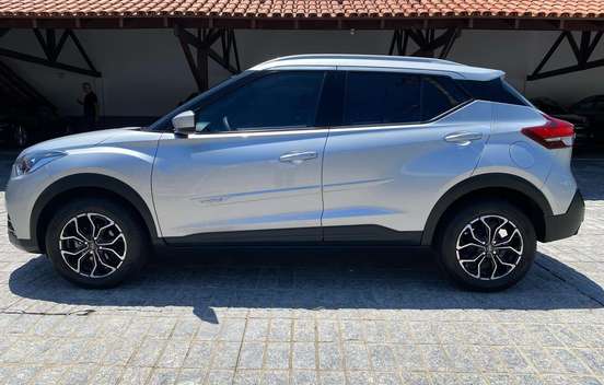 NISSAN-KICKS-2017