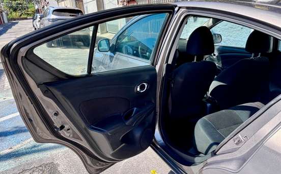 NISSAN-VERSA-2013