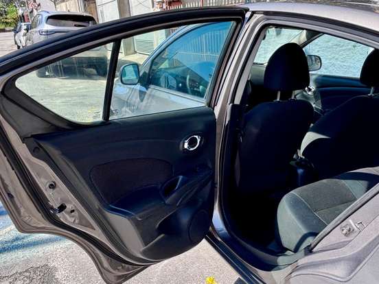 NISSAN-VERSA-1.6 16V FLEX SV 4P MANUAL NISSAN-VERSA-2013