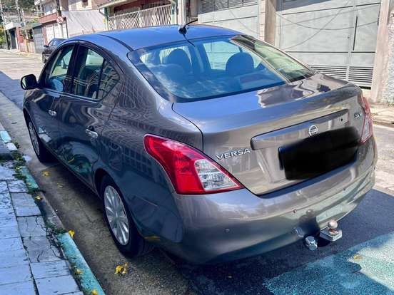 NISSAN-VERSA-1.6 16V FLEX SV 4P MANUAL NISSAN-VERSA-2013
