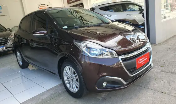 PEUGEOT 208 1.6 ALLURE 16V FLEX 4P AUTOMÁTICO PEUGEOT 208 1.6 ALLURE 16V FLEX 4P AUTOMÁTICO