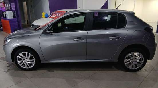 PEUGEOT-208-2023