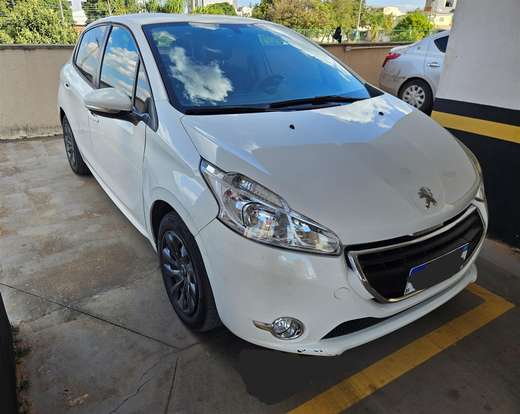 PEUGEOT-208-2014
