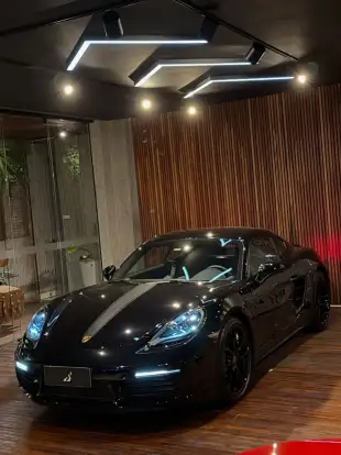 PORSCHE-718-2024